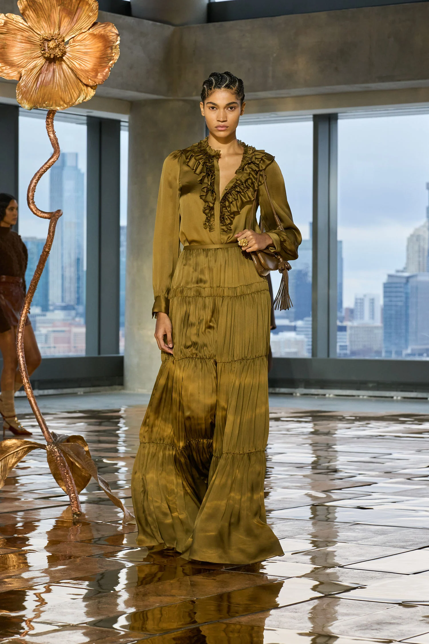 Gaelle Silk High Waist Maxi Skirt - Willow - Image 5